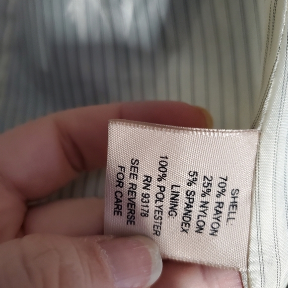 PHILOSOPHY Classic Gray Blazer with Small Pockets and One Button Closure - Picture 10 of 13